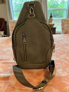 Antik Kraft Olive Sling Belt Bag